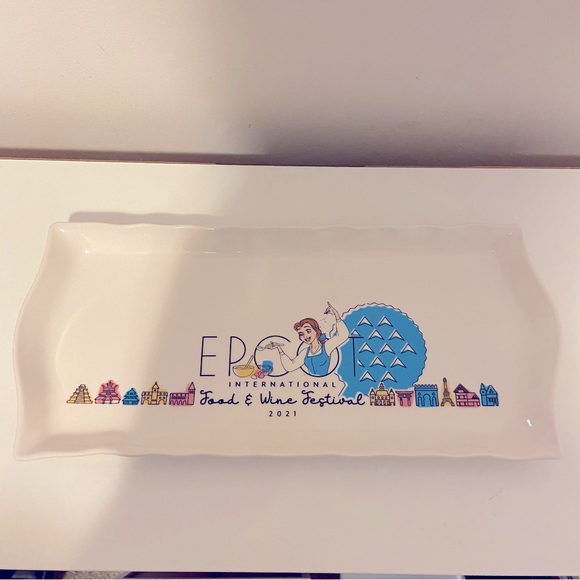 Belle Dessert Tray - Epcot International Food & Wine Festival 2021 - Picture 2 of 10